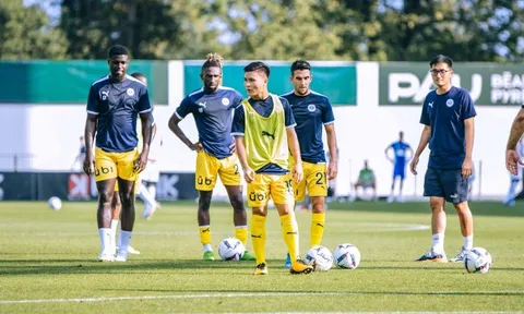 Quang Hải sớm trở về V.League