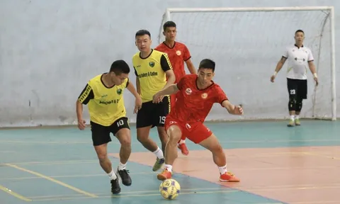 20 đội tranh tài giải Futsal tỉnh Gia Lai năm 2003