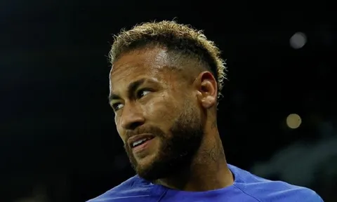 Paris Saint-Germain gặp khó trong nỗ lực bán Neymar