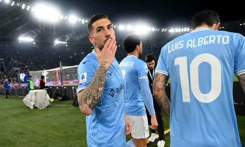 Lazio - Juventus > 2-1: “Lão bà” đứt mạch thắng