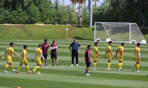 Đội tuyển U22 Việt Nam: Ông Troussier thận trọng trước SEA Games 32