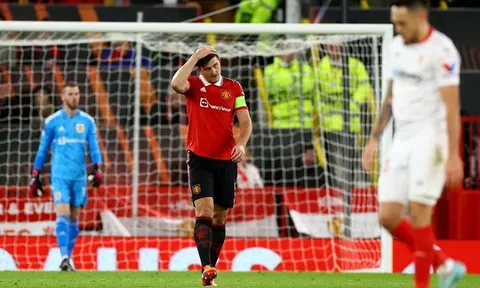 Man United đánh rơi chiến thắng ở tứ kết lượt đi Europa League