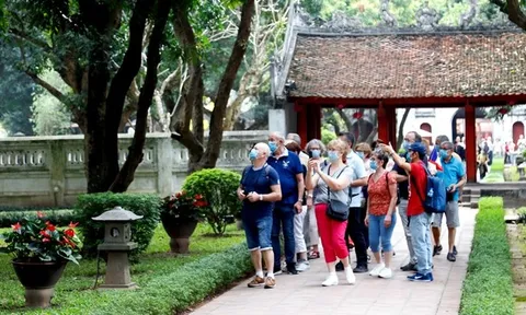 Nhiều hoạt động du lịch, văn hóa hấp dẫn tại Hà Nội dịp nghỉ lễ