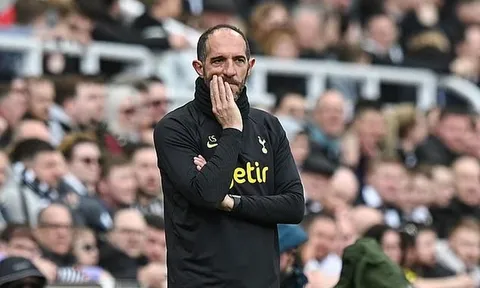 Tottenham sa thải huấn luyện viên tạm quyền sau trận thảm bại