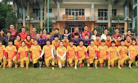 Đội tuyển nữ Việt Nam: Chờ mảnh ghép cuối cùng cho SEA Games 32