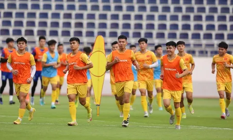 Chờ “Phù thủy trắng” ra tay