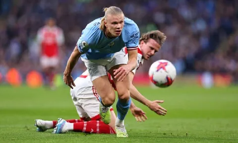 Erling Haaland đi vào lịch sử Premier League