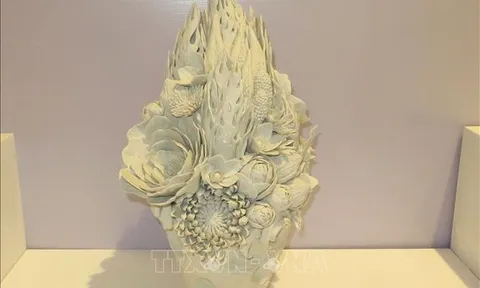Triển lãm gốm Nhật 'Yakishime - Dáng hình của Đất'