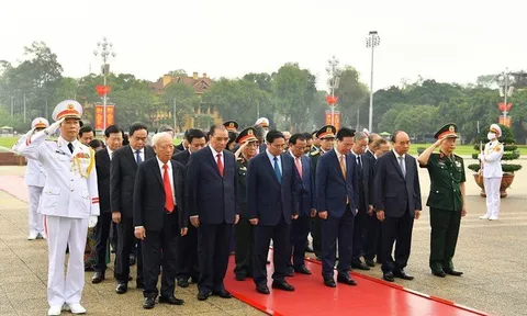 Lãnh đạo Đảng, Nhà nước vào Lăng viếng Chủ tịch Hồ Chí Minh, dâng hương tưởng niệm các Anh hùng liệt sĩ