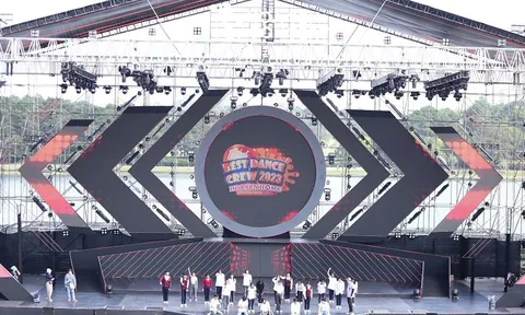 Các nhóm nhảy gấp rút tập luyện trước đêm chung kết Dalat Best Dance Crew 2023 - Hoa Sen Home International Cup