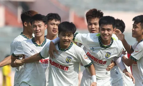 Bán kết giải Bóng đá U19 Quốc gia 2023: Hà Nội trở thành cựu vương, Đông Á Thanh Hóa thắng thuyết phục để vào chung kết
