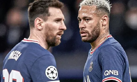 Cổ động viên đòi đuổi Neymar sau khi Messi nhận án phạt