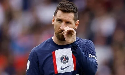 Paris Saint-Germain lên tiếng sau khi Messi, Neymar bị cổ động viên la ó