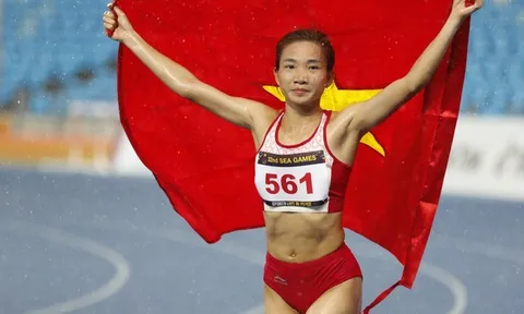 Nguyễn Thị Oanh vô đối trên đường chạy 5.000m