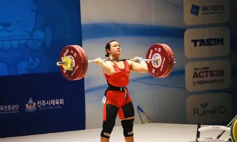 Giải Cử tạ vô địch châu Á 2023: Phạm Thị Hồng Thanh giành huy chương đồng