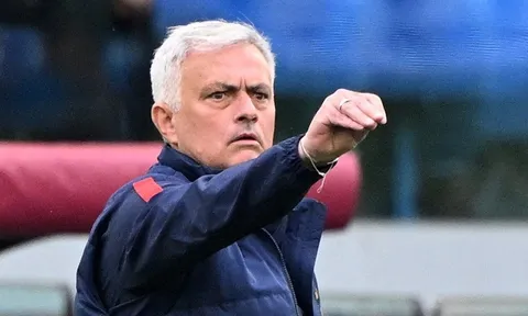"Người đặc biệt" bác tin đồn dẫn dắt Paris Saint-Germain