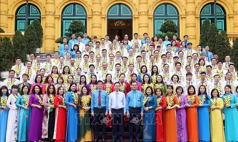 Chủ tịch nước gặp mặt 133 tập thể, cá nhân tiêu biểu học tập và làm theo tấm gương Bác Hồ