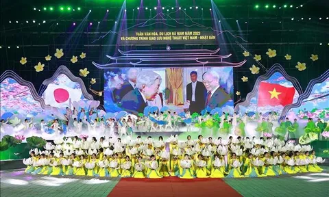 Chủ tịch Quốc hội Vương Đình Huệ dự Lễ khai mạc Tuần Văn hóa - Du lịch Hà Nam 2023