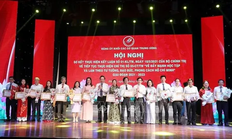 Tạo chuyển biến, đột phá trong học, làm theo tư tưởng, đạo đức, phong cách Hồ Chí Minh