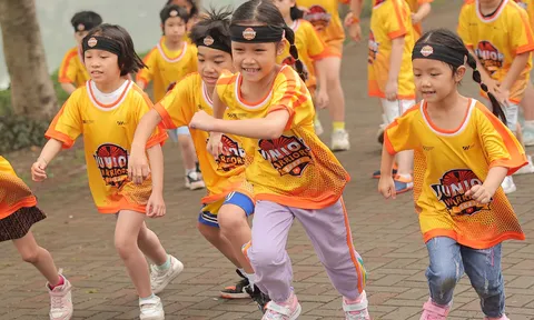 1500 em nhỏ dự giải đấu vượt chướng ngại vật chuyên nghiệp
