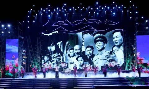 Bế mạc Lễ hội Làng Sen