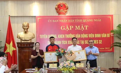 Quảng Ngãi tuyên dương vận động viên người Hrê Đinh Văn Bí
