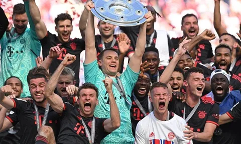 Hạ màn Bundesliga: Bayern Munich vô địch đầy kịch tính