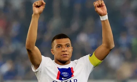 Tiền đạo Kylian Mbappe cam kết tương lai