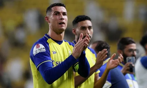 Cristiano Ronaldo bất ngờ đánh tiếng với Atletico Madrid