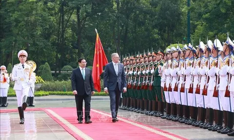 Thủ tướng Phạm Minh Chính chủ trì lễ đón Thủ tướng Australia thăm chính thức Việt Nam