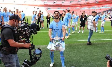 Tiền vệ Ilkay Gundogan úp mở khả năng chia tay Man City