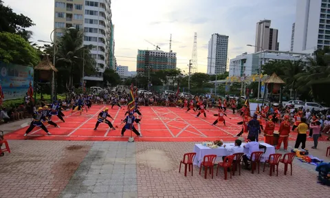 Hội cờ người Festival Biển Nha Trang - Khánh Hòa 2023
