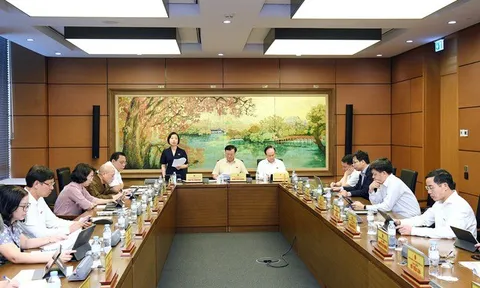 Không làm lộ lọt bí mật thông tin, không vi phạm quyền công dân