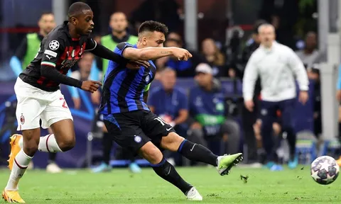 Lautaro Martinez thờ ơ với đồng hương Julian Alvarez trước chung kết Champions League