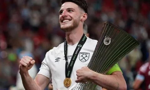 Bayern Munich rút khỏi "thương vụ" Declan Rice