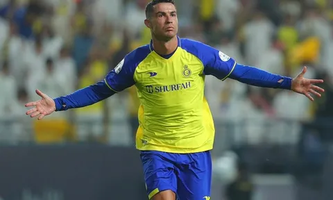 Cristiano Ronaldo mất giá trên thị trường chuyển nhượng