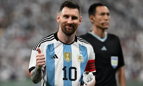 Lionel Messi phấn khích với bàn thắng nhanh nhất sự nghiệp