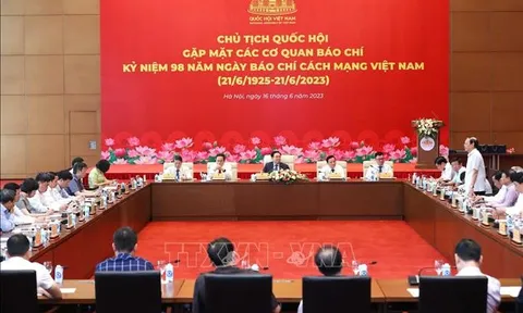 Báo chí không ngừng vươn lên, là cầu nối giữa Đảng, Nhà nước với nhân dân