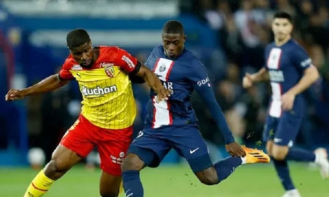 Mbappe và Lionel Messi bị cầu thủ vô danh đánh bại