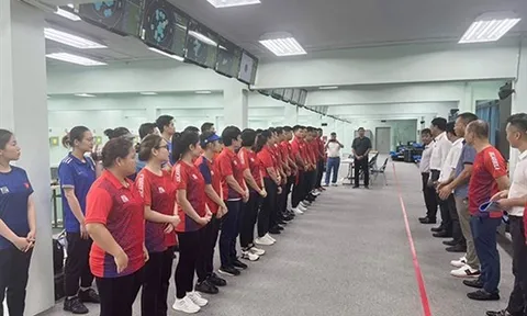 Thứ trưởng Bộ Văn hóa, Thể thao và Du lịch Hoàng Đạo Cương thăm, động viên các đội tuyển chuẩn bị tham dự ASIAD 19