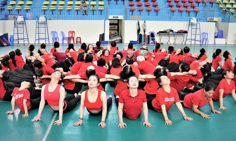 Lâm Đồng phát triển mạnh trong trào tập luyện Yoga 