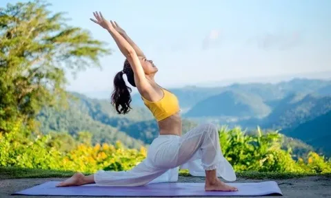 Bạn Hải Nam - ở tỉnh Bắc Giang hỏi: Xin cho biết, những lợi ích của việc tập luyện Yoga đối với sức khỏe thể chất và tinh thần?