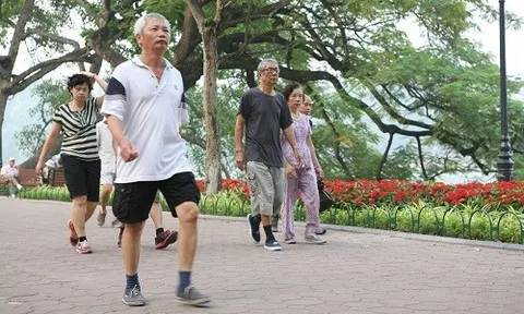 Bác Nguyệt Hằng - ở Vĩnh Bảo (Hải Phòng) hỏi: Xin cho biết chế độ luyện tập, vận động phù hợp với người cao tuổi?