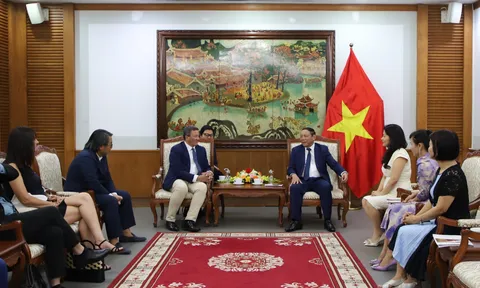 Thúc đẩy hợp tác lĩnh vực văn hóa nghệ thuật giữa Việt Nam - Pháp