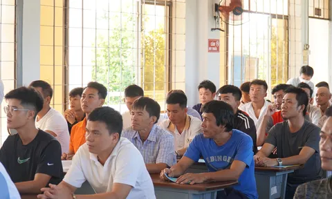 Bình Thuận: 100 học viên tập huấn cứu hộ, đuối nước