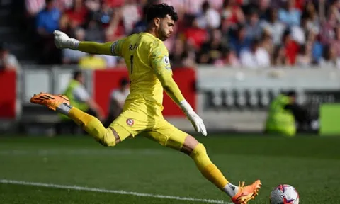 Arsenal hỏi mua David Raya, sẵn sàng mất trắng Nicolas Pepe