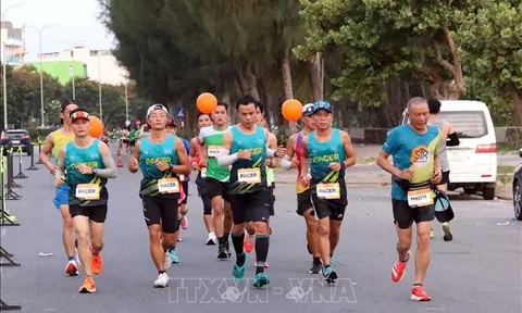 Vận động viên Việt Nam giành nhiều giải thưởng tại Cuộc thi Marathon Quốc tế ở Đà Nẵng