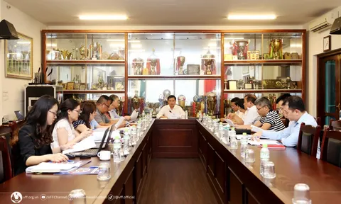 Họp cấp phép cho câu lạc bộ tham dự giải Vô địch Quốc gia mùa giải 2023-2024