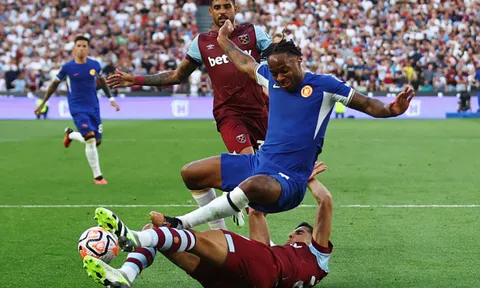 Chelsea vẫn "gục ngã" trên sân của West Ham