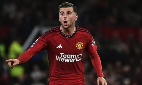Man United nhận tin không vui, AC Milan đón tân binh thứ 10